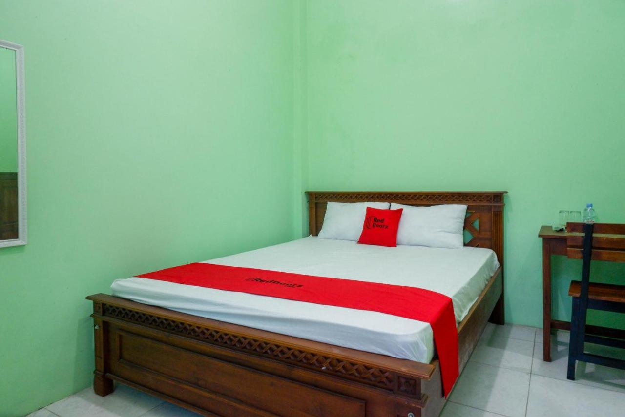 Reddoorz Syariah Near Monumen Jogja Kembali Hotel Kejayan Exterior photo