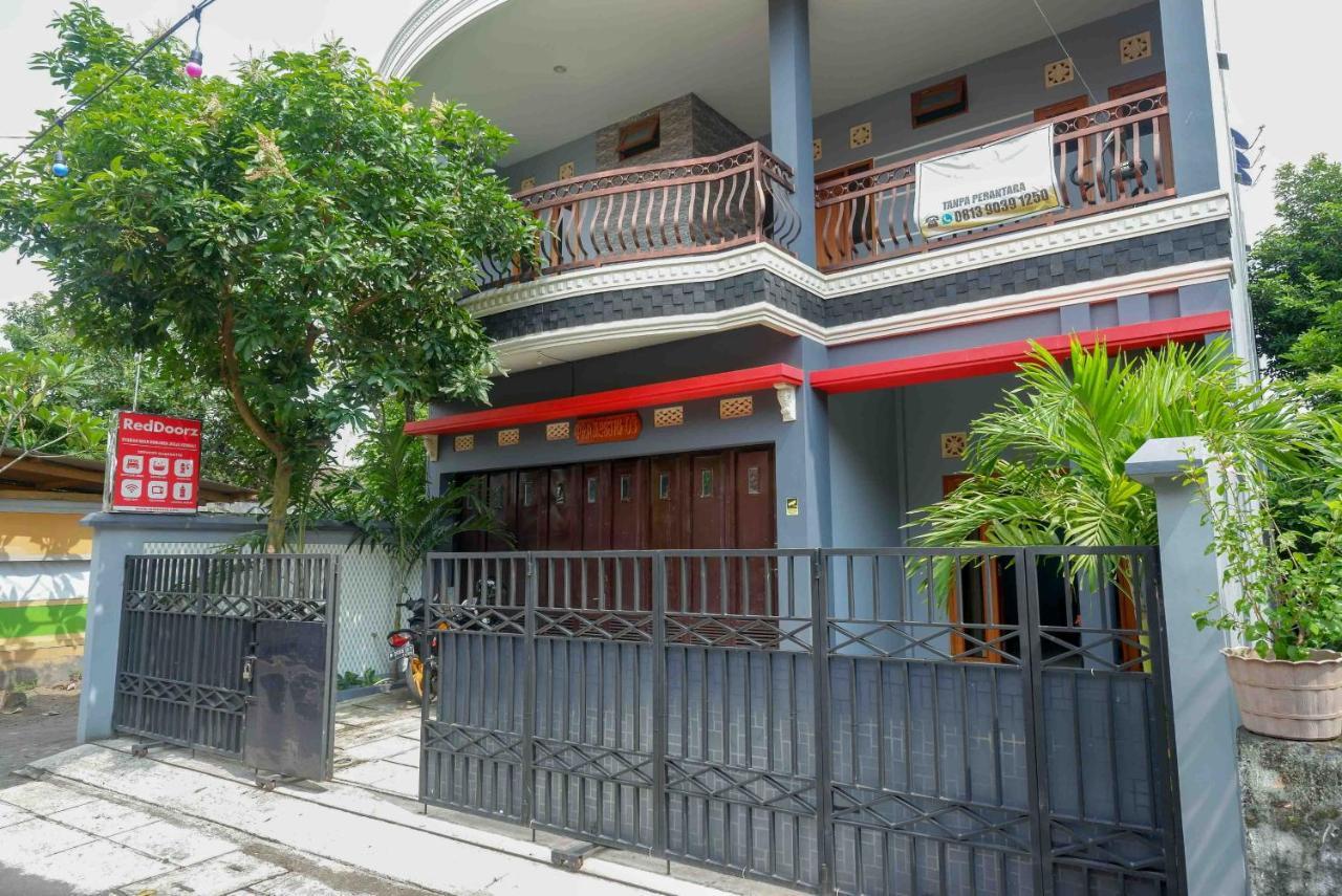 Reddoorz Syariah Near Monumen Jogja Kembali Hotel Kejayan Exterior photo